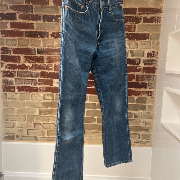 Levis 505 Blue Jeans - Picture 3 of 9